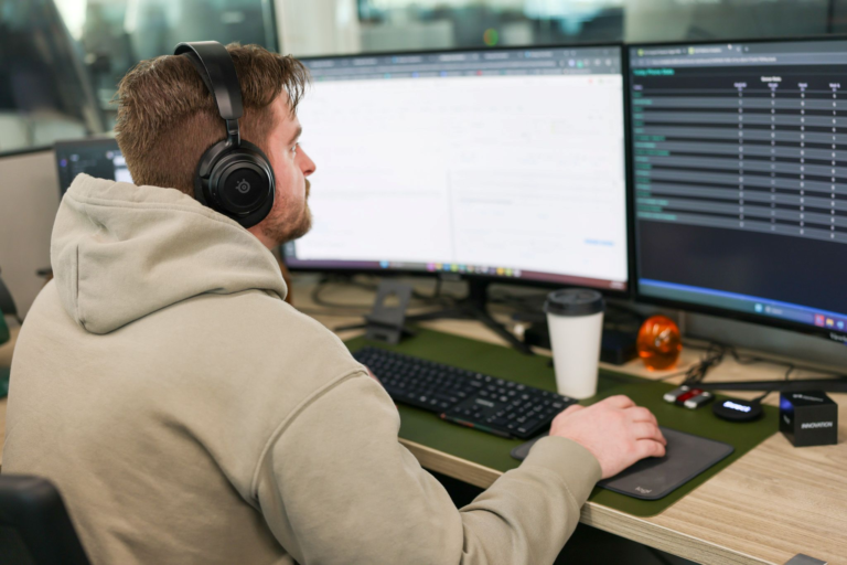 Workplace by Direct help desk team improving AI IT customer service